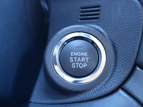 Certified 2025 Subaru Outback Premium w/ Popular Package #1A image 19