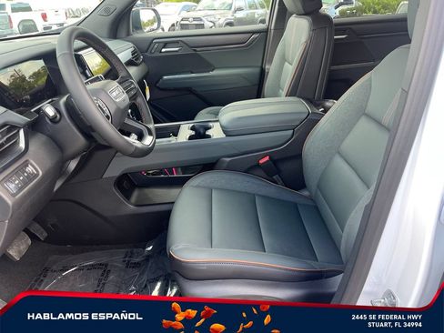 New 2026 GMC Acadia AT4 w/ Luxury Package AWD/4WD image 9