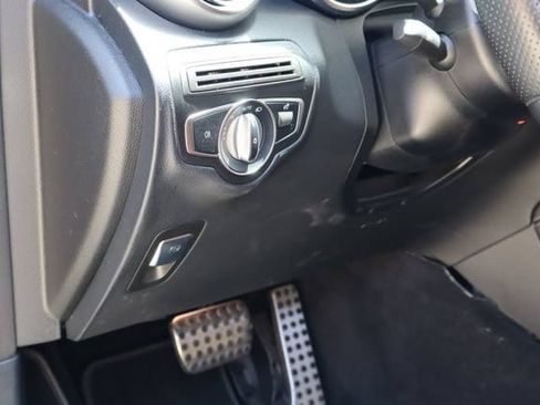 Used 2020 Mercedes-Benz GLC 300 4MATIC Coupe image 23