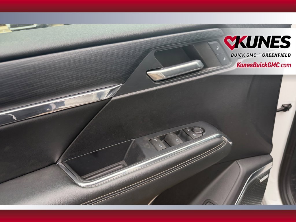 Used 2024 GMC Acadia Elevation FWD image 15