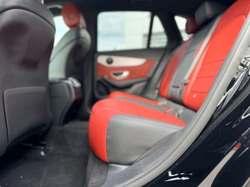 Used 2022 Mercedes-Benz GLC 300 4MATIC image 15