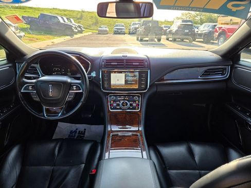 Used 2018 Lincoln Continental Select w/ Continental Climate Package AWD/4WD image 18