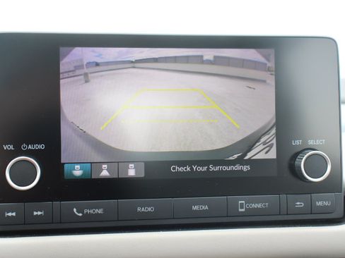 Used 2025 Honda HR-V LX image 23