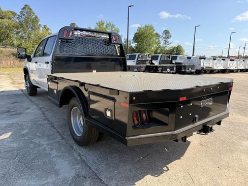 New 2026 Chevrolet Silverado 3500 W/T w/ WT Convenience Package image 4