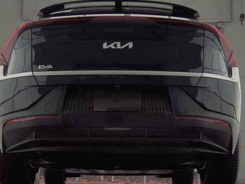 Certified 2024 Kia EV6 Light image 6