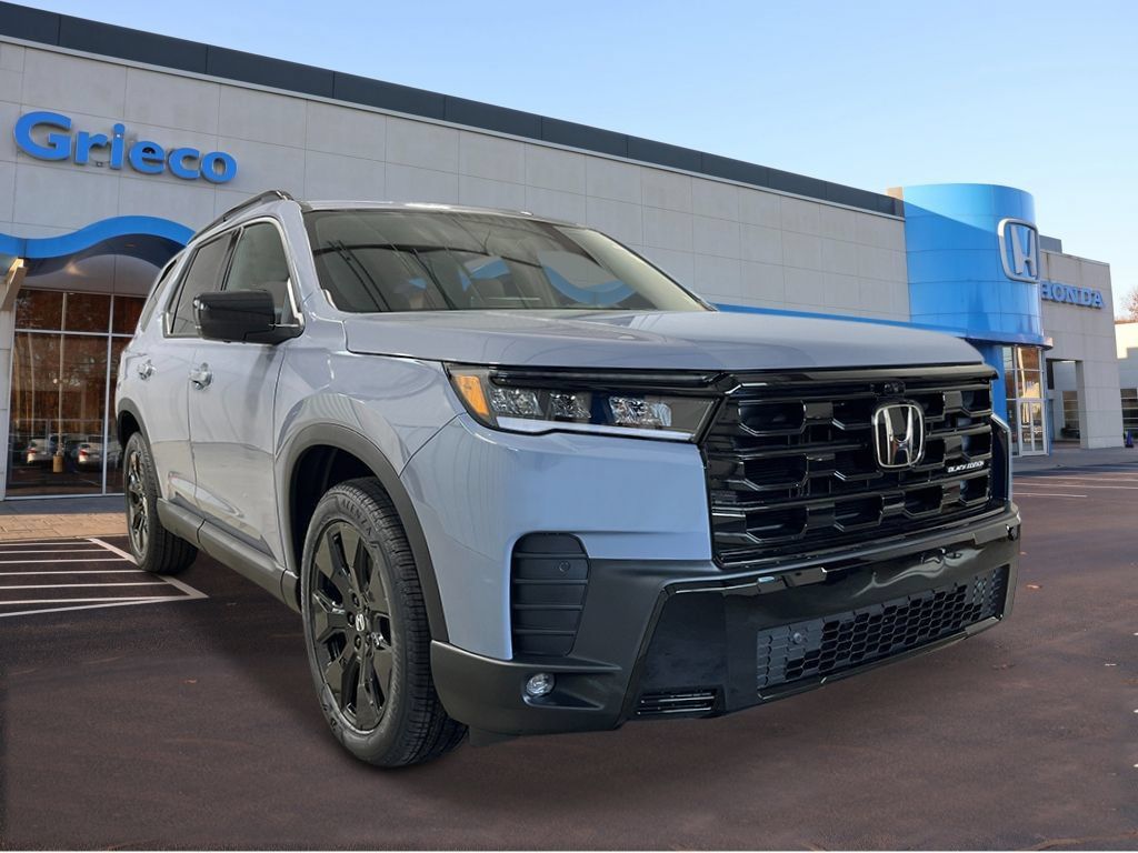 New 2026 Honda Pilot Black Edition image 9