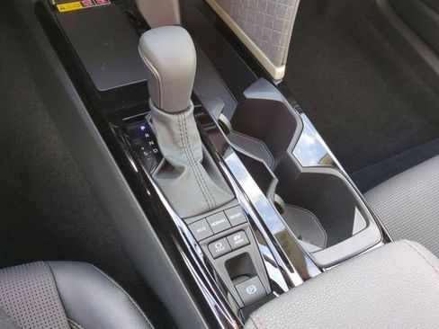 Used 2026 Toyota Camry XLE image 15