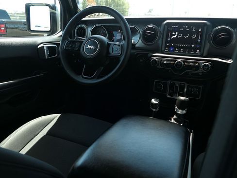 Used 2023 Jeep Wrangler Unlimited w/ 8.4" Radio Group AWD/4WD image 26