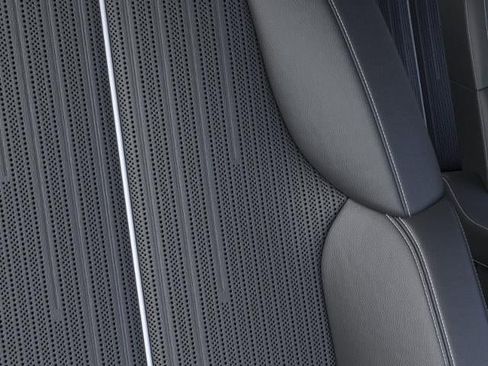 New 2026 Cadillac Vistiq Luxury w/ LPO, Floor Liner Package AWD/4WD image 21