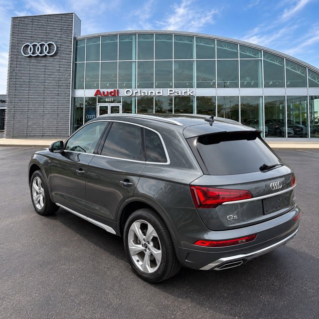 Used 2022 Audi Q5 2.0T Premium Plus w/ Premium Plus Package AWD/4WD image 6