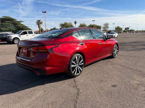 Used 2020 Nissan Altima 2.0 Platinum image 10