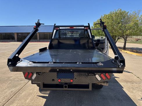 Used 2019 Ford F250 XL w/ Power Equipment Group AWD/4WD image 9