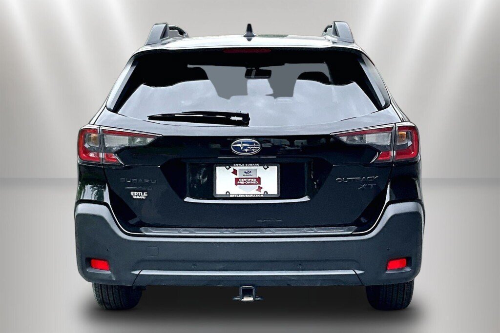 Used 2025 Subaru Outback Onyx Edition XT AWD/4WD image 6