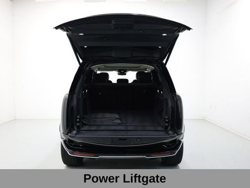 Used 2024 Land Rover Range Rover SE AWD/4WD image 50