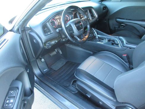 Used 2023 Dodge Challenger GT image 13