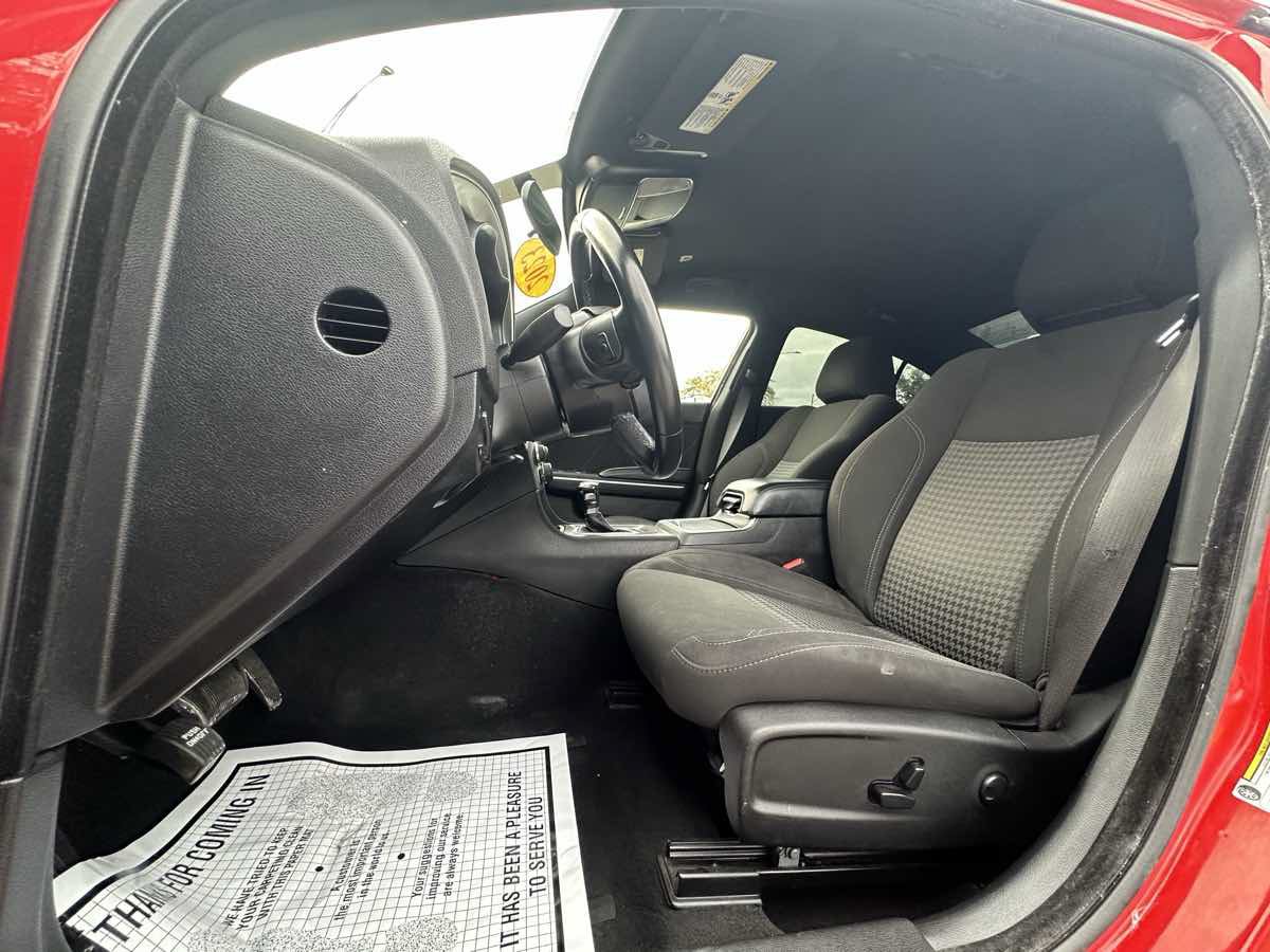 Used 2023 Dodge Charger SXT RWD image 11
