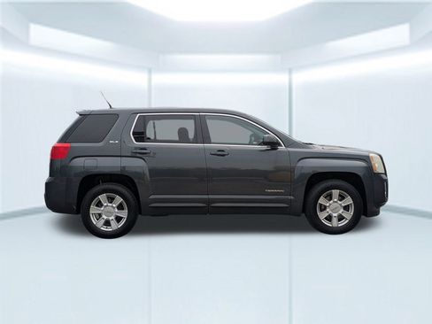 Used 2010 GMC Terrain SLE image 7