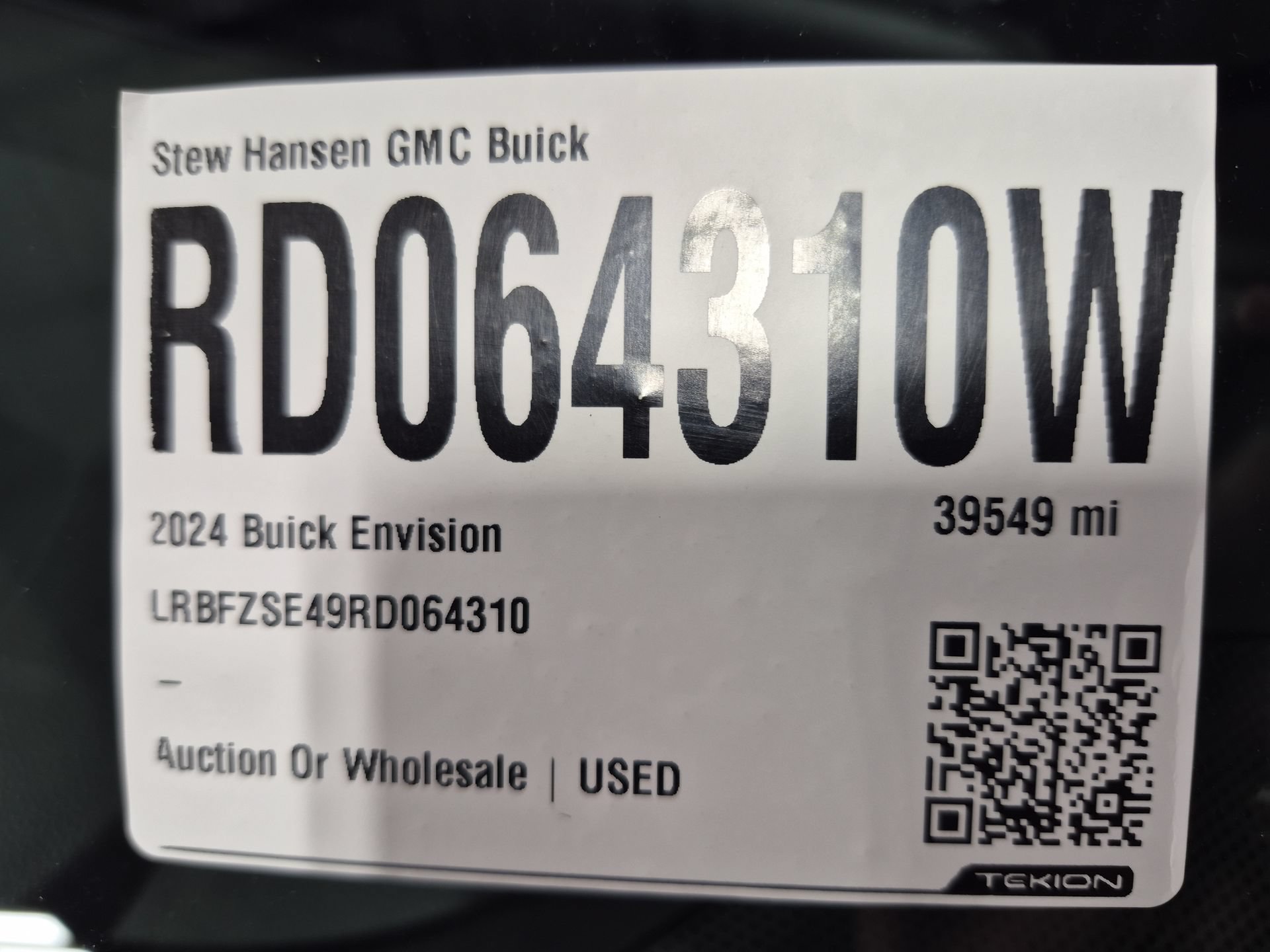 Used 2024 Buick Envision Avenir AWD/4WD image 35