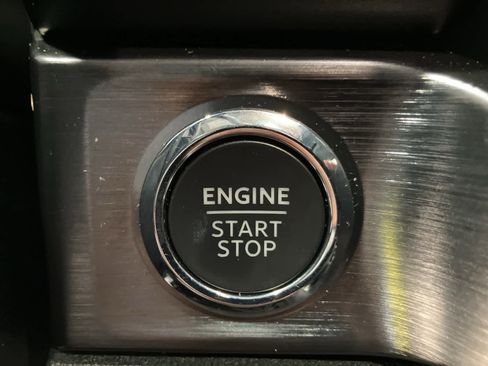 Certified 2023 Ford F350 Lariat w/ Lariat Ultimate Package image 25