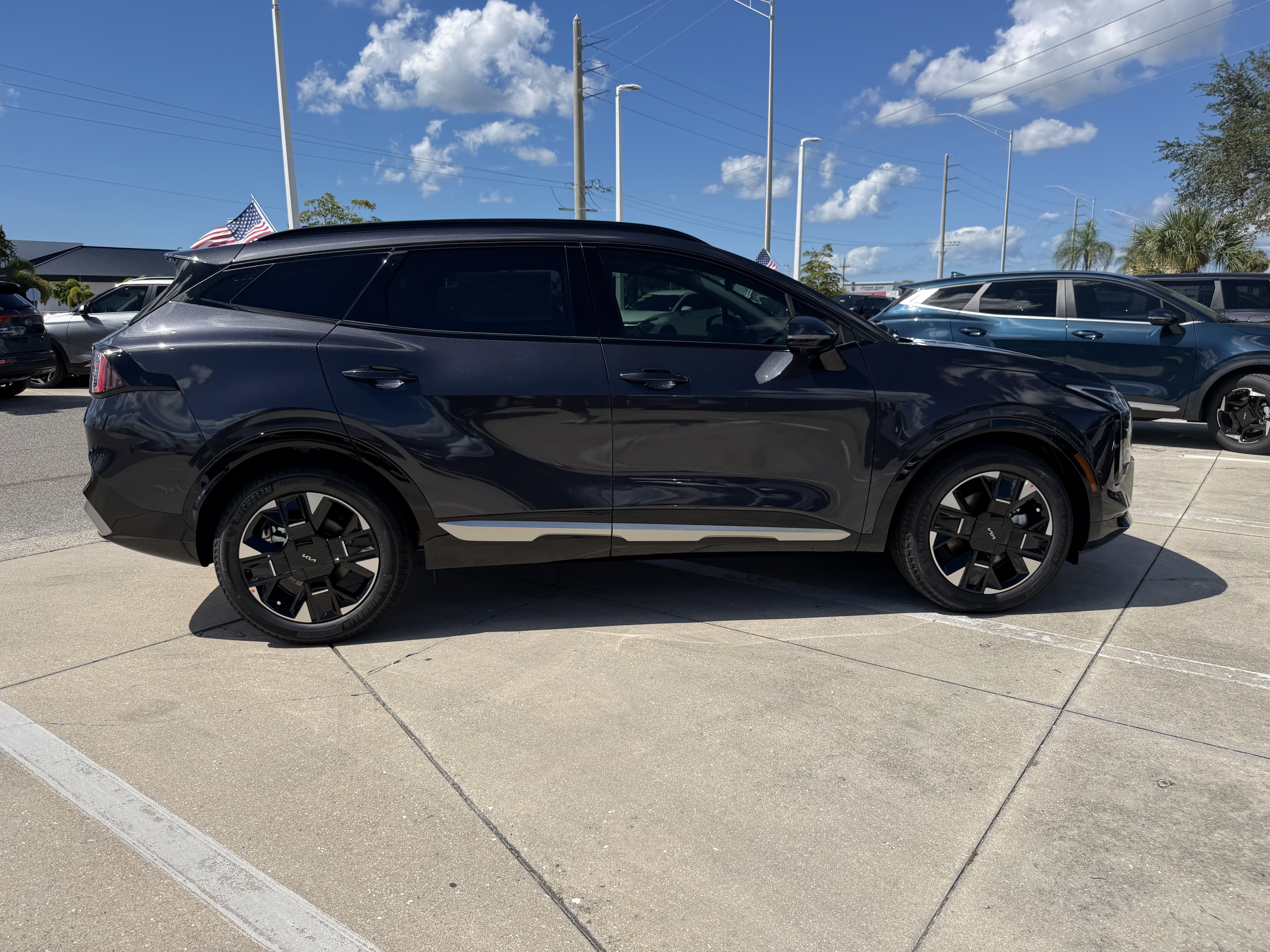 New 2027 Kia Sportage SX FWD image 2