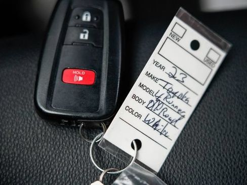 Used 2023 Toyota 4Runner TRD Off-Road Premium w/ Off Road Premium Plus Package AWD/4WD image 17