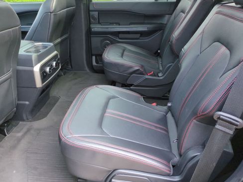 Used 2024 Ford Expedition Limited AWD/4WD image 20