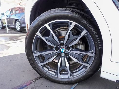 Used 2023 BMW X3 xDrive30i w/ M Sport Package image 11