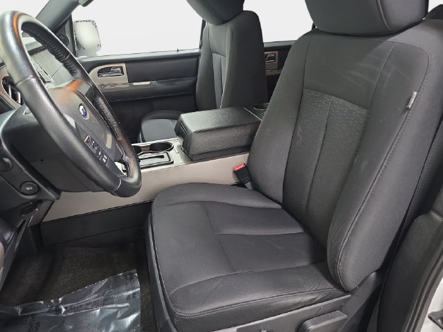 Used 2017 Ford Expedition XLT AWD/4WD image 13