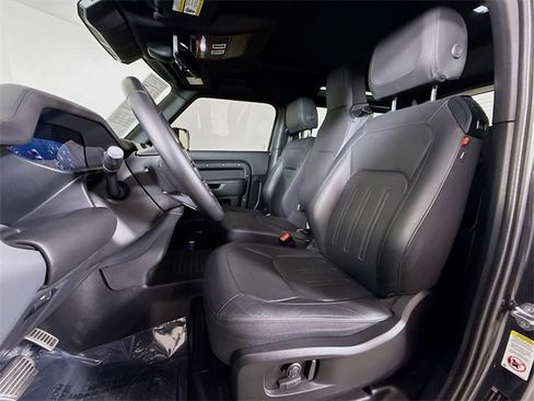 Certified 2022 Land Rover Defender 90 X image 11