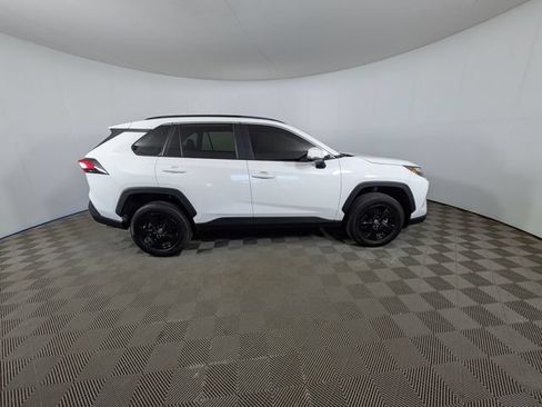 Used 2024 Toyota RAV4 XLE FWD image 30