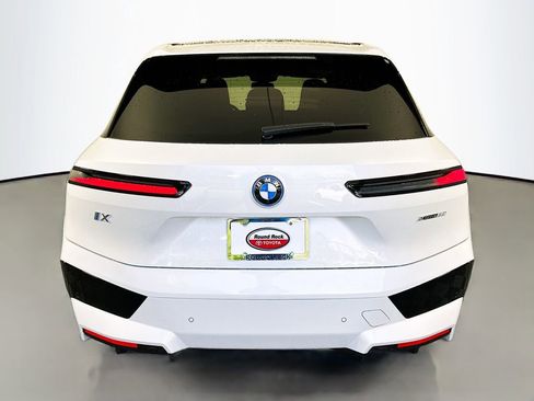 Used 2025 BMW iX xDrive50 AWD/4WD image 6