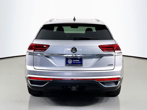 Certified 2023 Volkswagen Atlas Cross Sport SE w/ Panoramic Sunroof Package AWD/4WD image 10