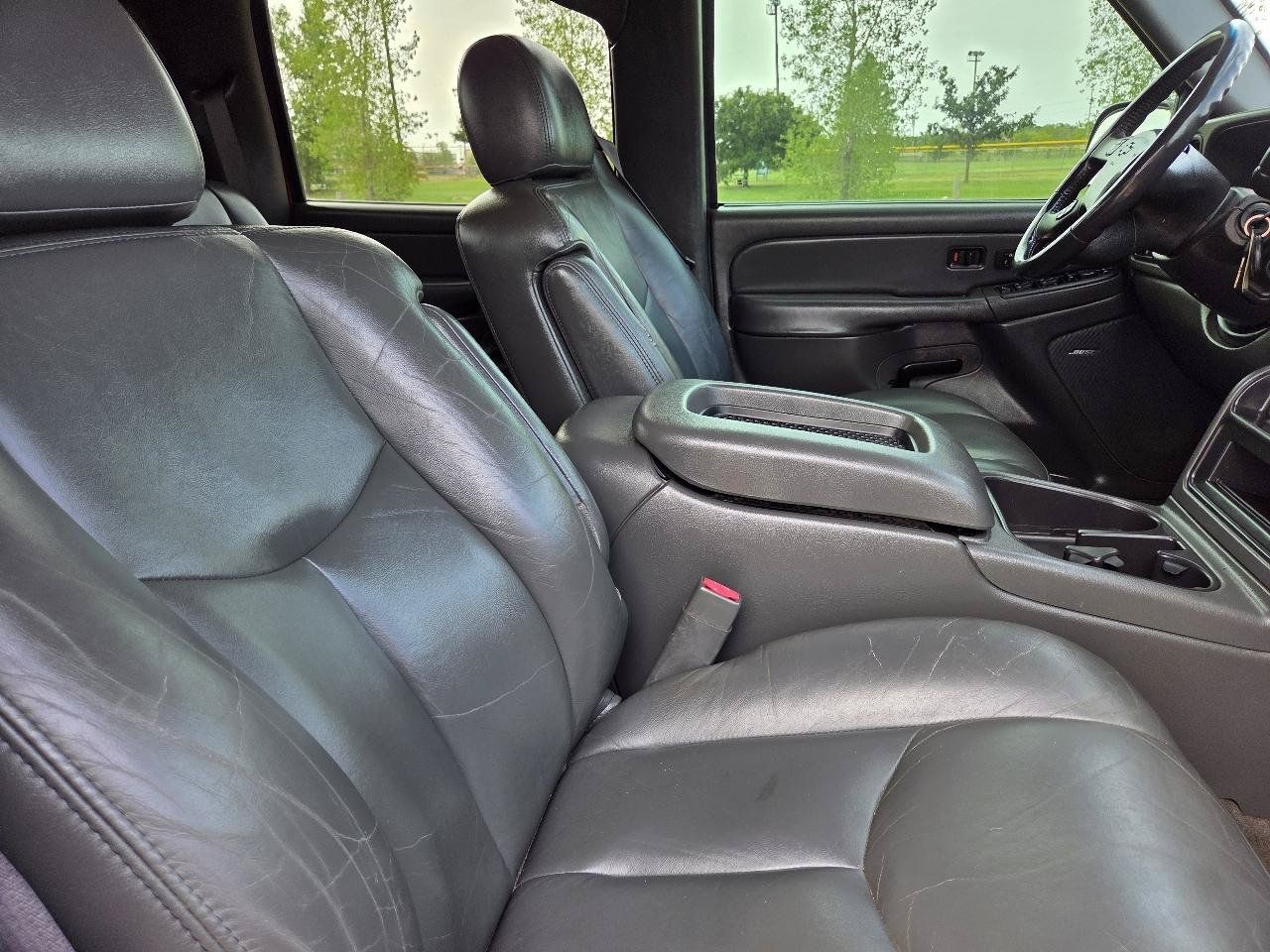 Used 2004 Chevrolet Avalanche Z66 RWD image 8