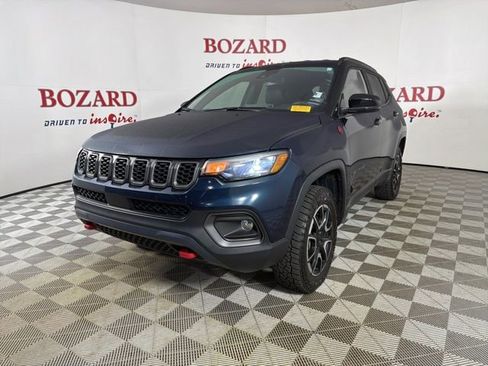Used 2024 Jeep Compass Trailhawk w/ Trailer Tow Group image 4