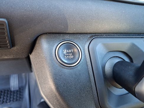 Used 2023 Land Rover Defender 110 X-Dynamic SE image 24