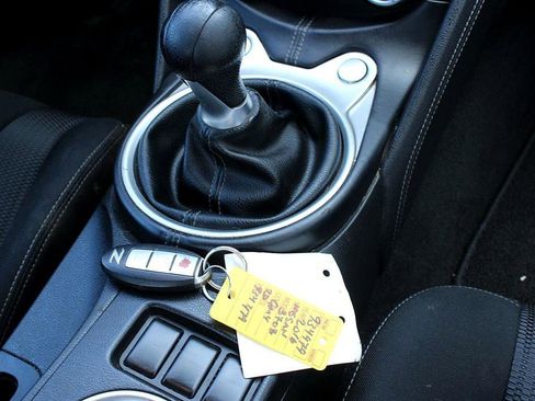 Used 2016 Nissan 370Z Coupe image 12