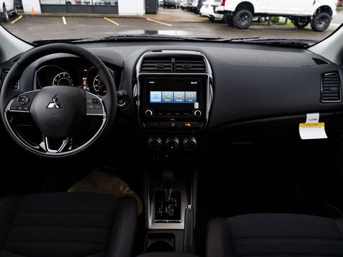 New 2026 Mitsubishi Outlander Sport SE image 8