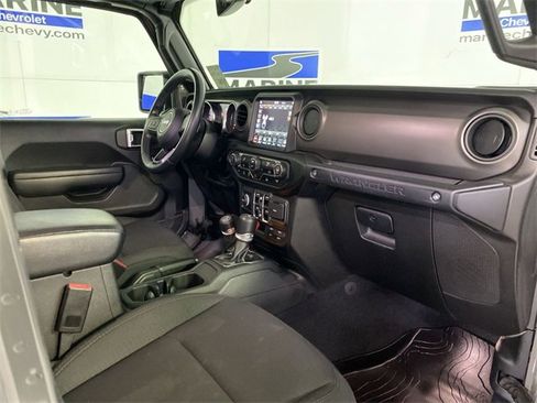 Used 2022 Jeep Wrangler Unlimited Sport w/ Xtreme Recon 35" Tire Package image 35