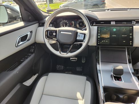 New 2026 Land Rover Range Rover Velar Dynamic SE AWD/4WD image 14