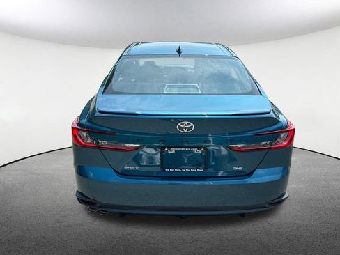 New 2026 Toyota Camry SE FWD image 8