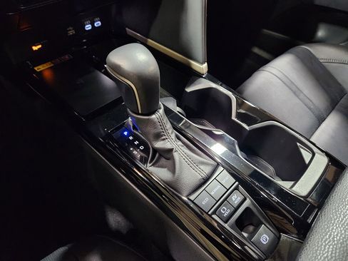 Used 2025 Toyota Camry XSE image 41