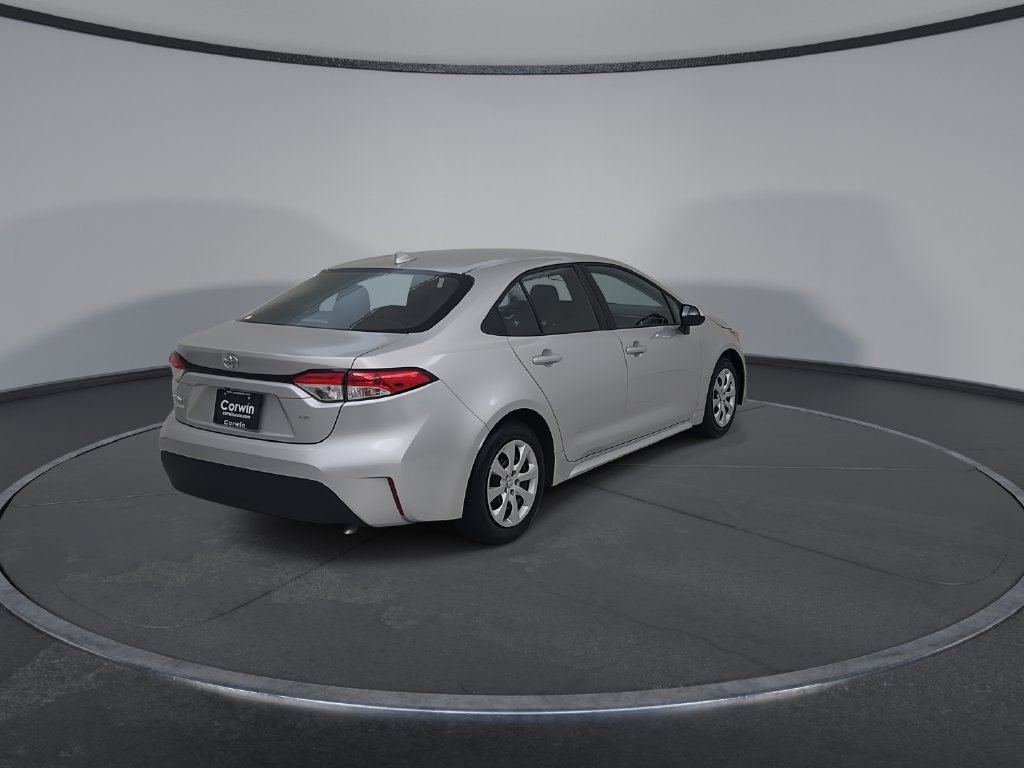 Used 2025 Toyota Corolla LE FWD image 15