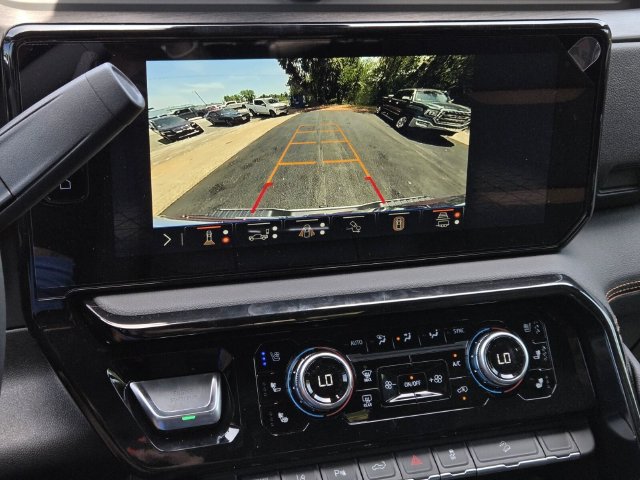 New 2026 GMC Sierra 2500 AT4 w/ AT4 Premium Plus Package AWD/4WD image 19