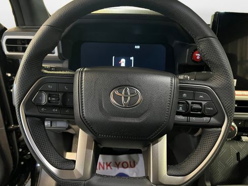 Certified 2025 Toyota Tacoma TRD Off-Road image 12