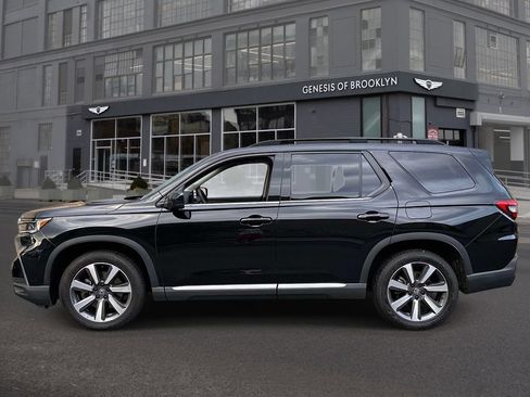 Used 2023 Honda Pilot Elite image 7