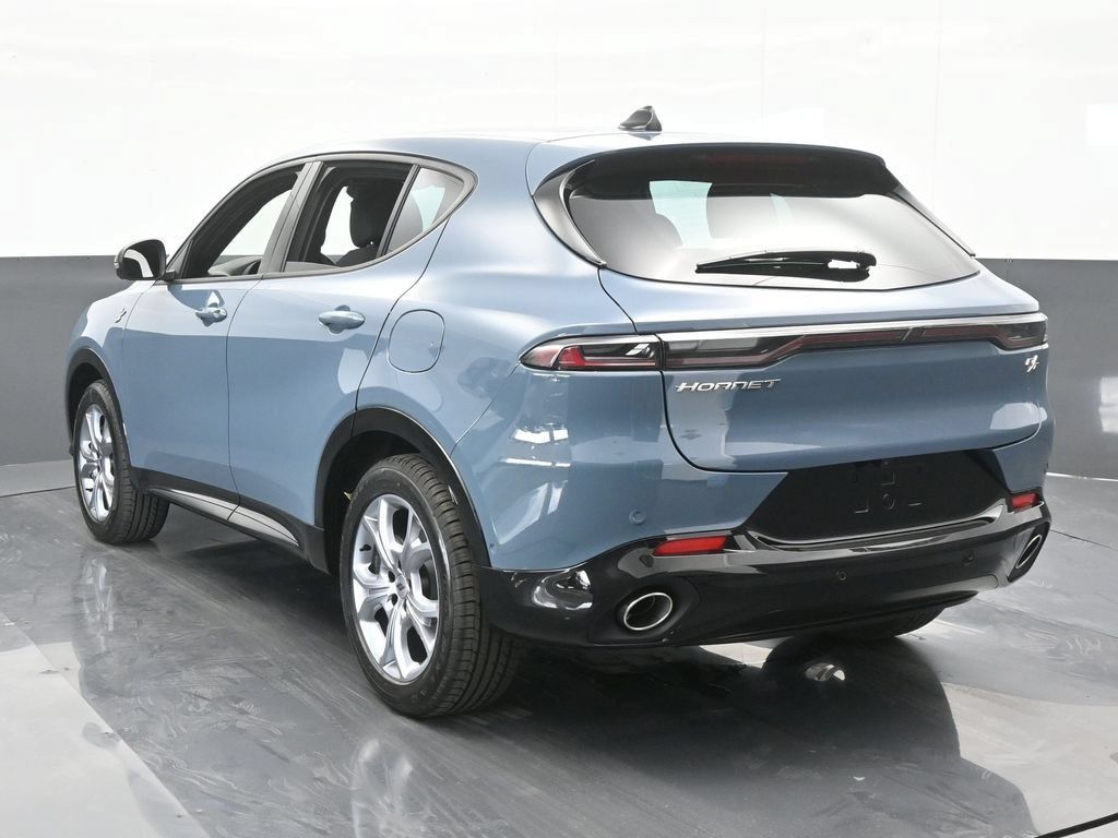 Used 2025 Dodge Hornet R/T w/ Tech Pack AWD/4WD image 4