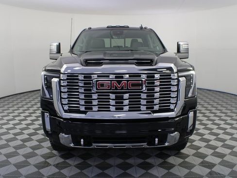New 2026 GMC Sierra 2500 Denali w/ Denali Reserve Package image 32