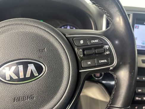 Used 2019 Kia Sportage EX w/ Option Group 040 AWD/4WD image 12