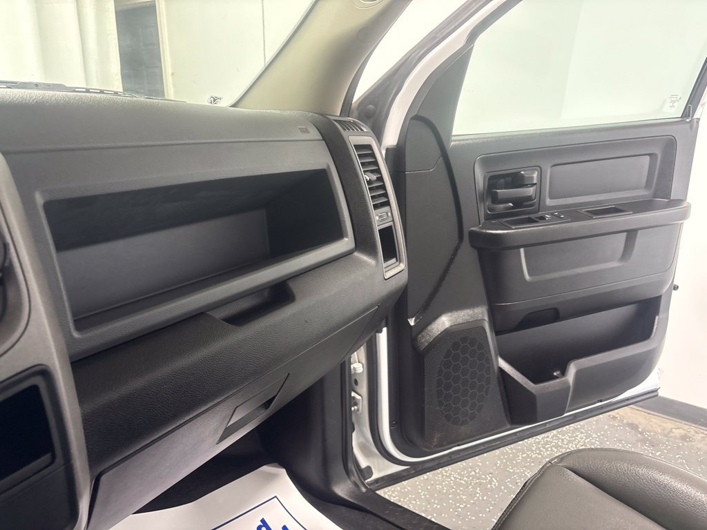 Used 2019 RAM 1500 Tradesman RWD image 33