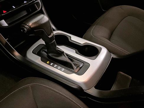 Used 2016 Chevrolet Colorado LT w/ LT Convenience Package image 16